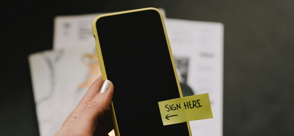 QES im Praxischeck: Warum Unternehmen jetzt auf rechtsverbindliche digitale Signaturen setzen